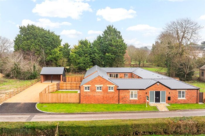 4 Bedroom Bungalow For Sale In Hexton, Hitchin, Hertfordshire, SG5