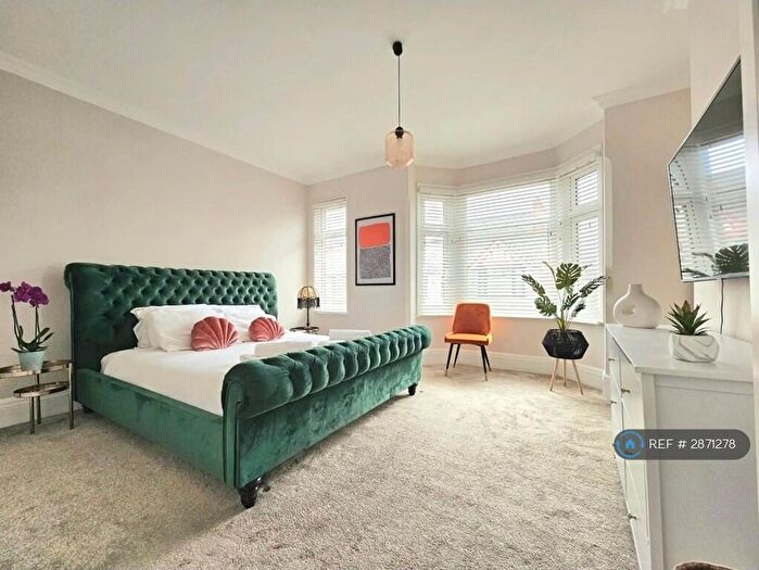 3 Bedroom End Of Terrace House To Rent In Raleigh Road, Coventry, CV2