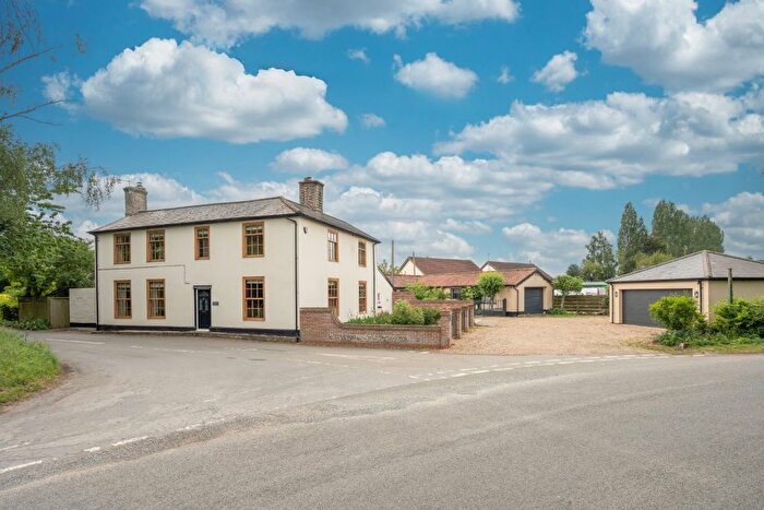 4 Bedroom Detached House For Sale In Besthorpe, Attleborough, NR17