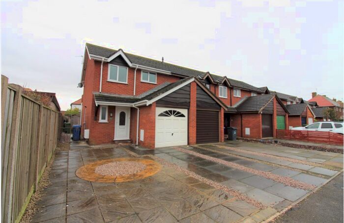 3 Bedroom House To Rent In Oxenholme Avenue, Thornton-Cleveleys, FY5
