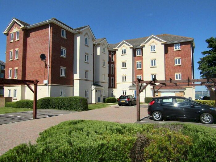 2 Bedroom Apartment To Rent In Netley Court, Hayling Close, Gosport, Hampshire, PO12