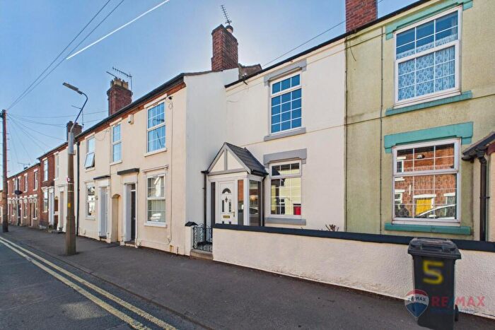 3 Bedroom Terraced House For Sale In Cobden Street, Wollaston, DY8