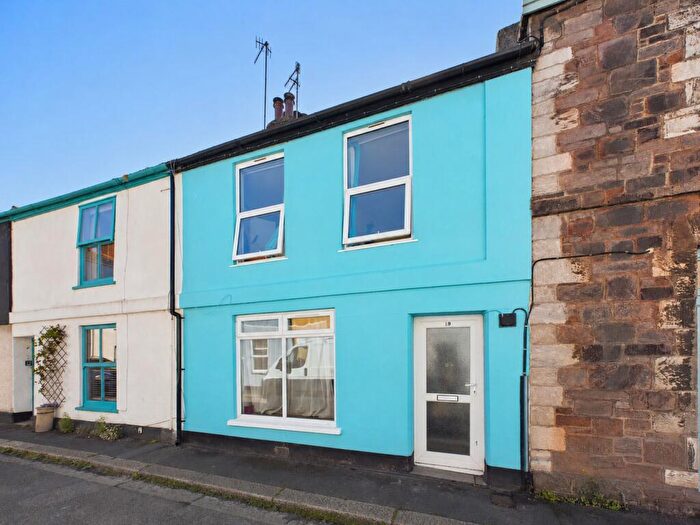 3 Bedroom Terraced House For Sale In New Street, Millbrook, PL10