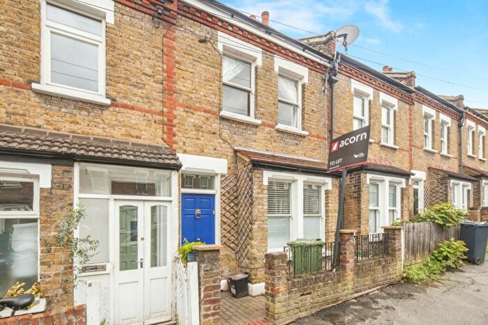2 Bedroom Terraced House To Rent In Ladas Road London, SE27