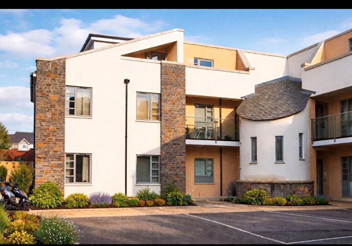 2 Bedroom Maisonette To Rent In Gloucester Road, Horfield, Bristol, BS7