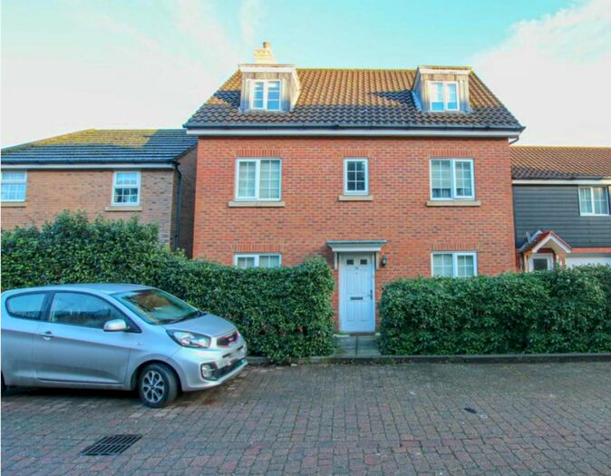7 Bedroom Detached House To Rent In Whistlefish Court, Norwich, NR5