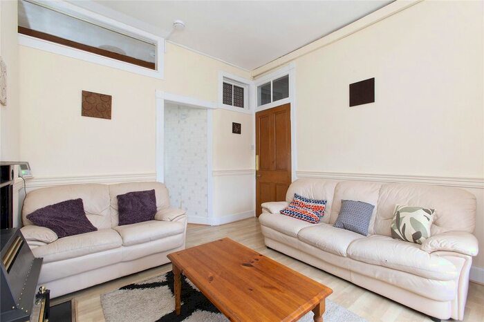 1 Bedroom Flat To Rent In Dickson Street, Leith, Edinburgh, EH6