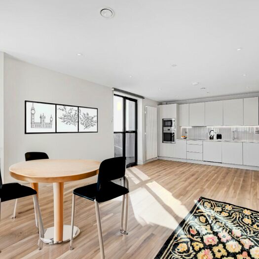 2 Bedroom Apartment To Rent In , TR26