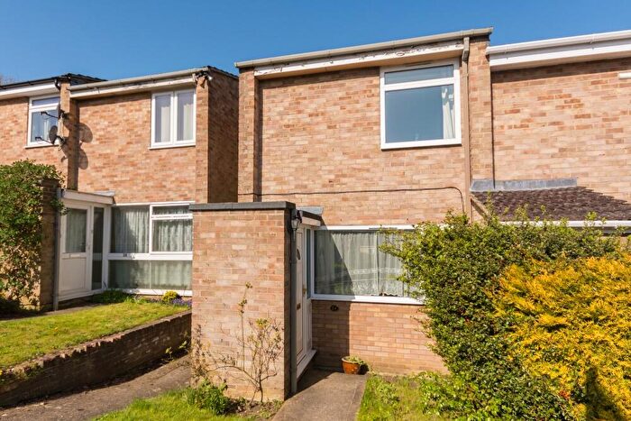 2 Bedroom Property To Rent In Turner Close, East Oxford, OX4