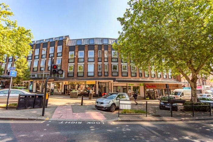 2 Bedroom Apartment To Rent In The Broadway Buckingham Parade, HA7