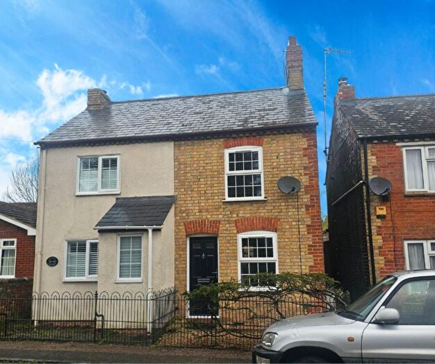 2 Bedroom Semi-detached House To Rent In Baker Street, Waddesdon, HP18
