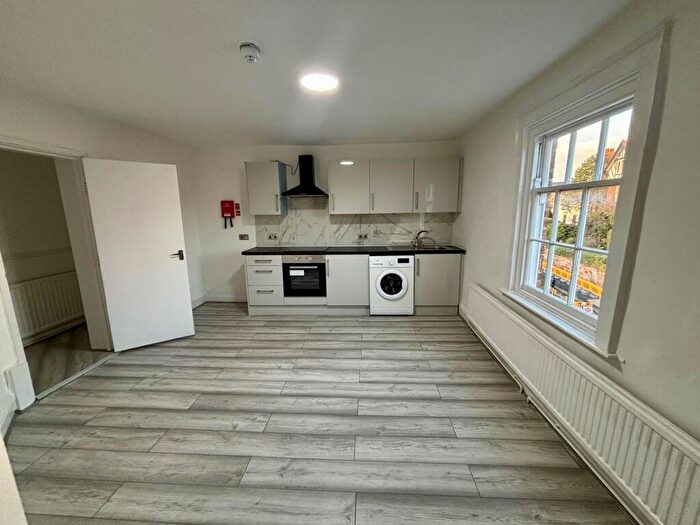 2 Bedroom Apartment To Rent In Kedleston Road, Derby, DE22