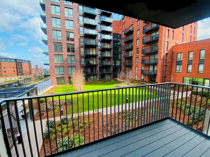 2 Bedroom Apartment To Rent In The Colmore, Snow Hill Wharf, Shadwell Street, Birmingham, B4