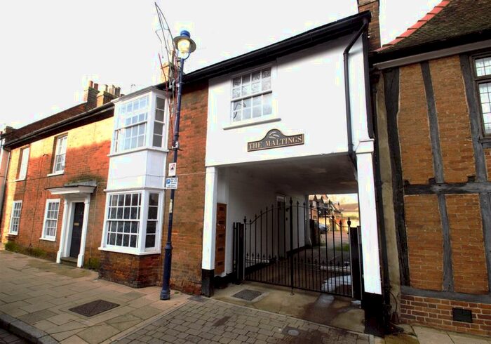 3 Bedroom Cottage To Rent In High Street, Shefford, SG17