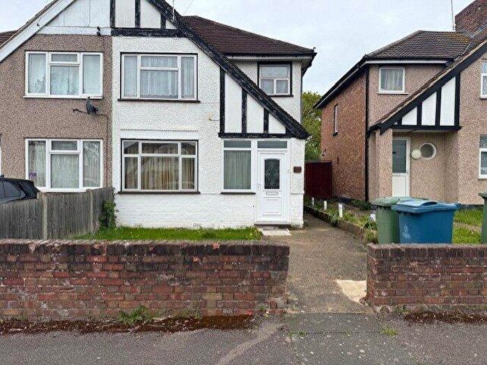 3 Bedroom Semi Detached House To Rent In Windsor Road, Harrow, HA3