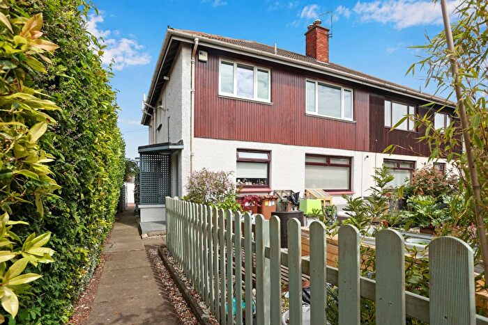 2 Bedroom Flat For Sale In Milton Road West, Duddingston, Edinburgh, EH15