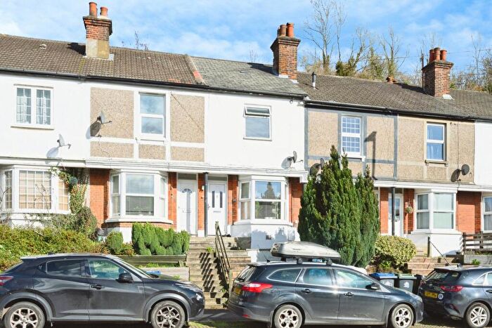 3 Bedroom Terraced House For Sale In Godstone Road, Kenley, Surrey, CR8