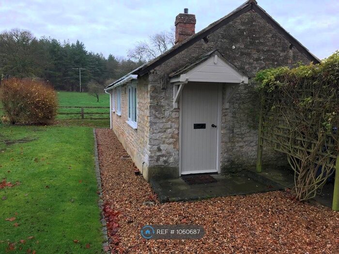 1 Bedroom Bungalow To Rent In Middleton Stoney, Bicester, OX25