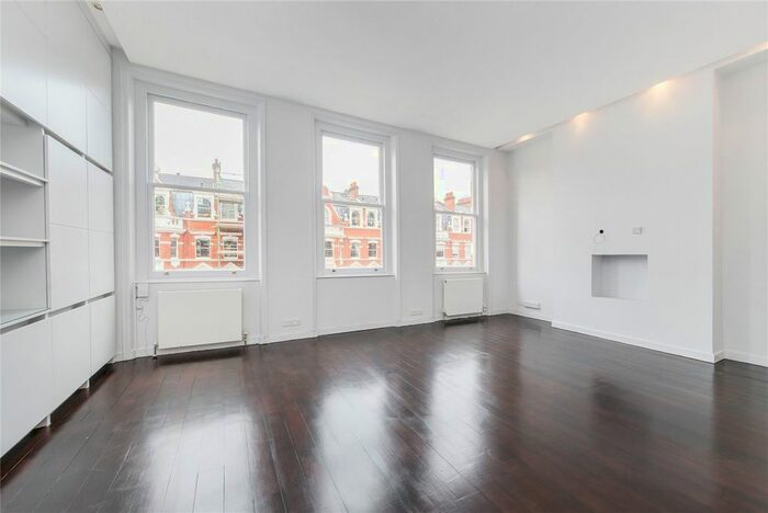 2 Bedroom Flat To Rent In Bramham Gardens, Earl's Court, Kensington And Chelsea, London, SW5