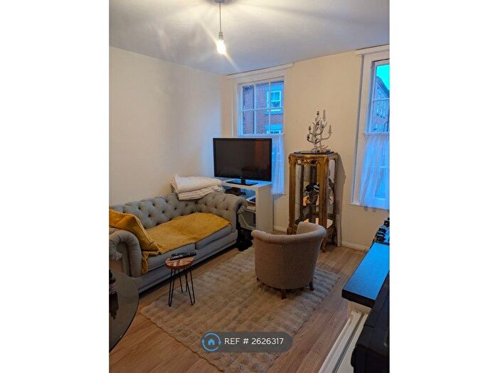 1 Bedroom Flat To Rent In Dodington, Whitchurch, SY13
