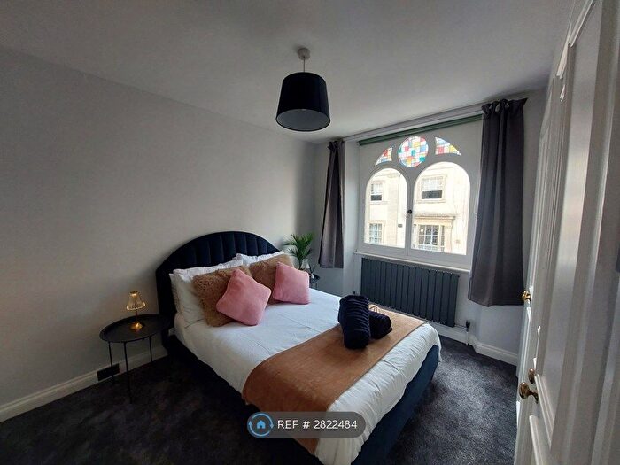2 Bedroom Flat To Rent In Dover Place, Bristol, BS8