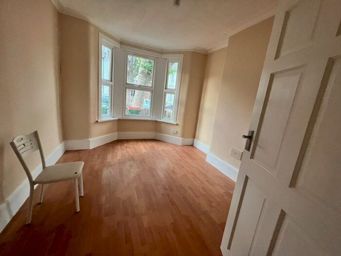 1 Bedroom Flat To Rent In London, E12