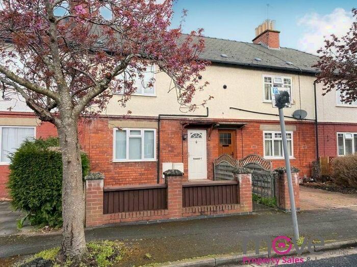 3 Bedroom Terraced House To Rent In Margrett Road, Cheltenham, GL50