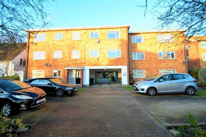 1 Bedroom Flat To Rent In Blakeney Road, Beckenham, BR3