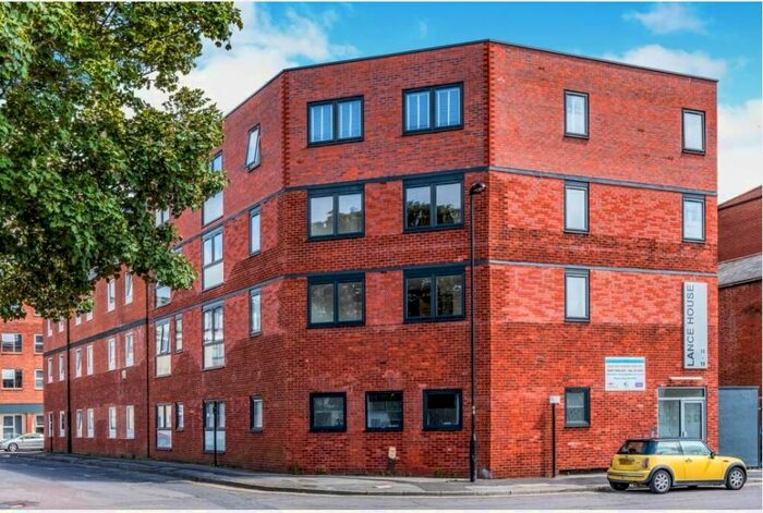 1 Bedroom Flat To Rent In Upper Banister Street, Southampton, SO15