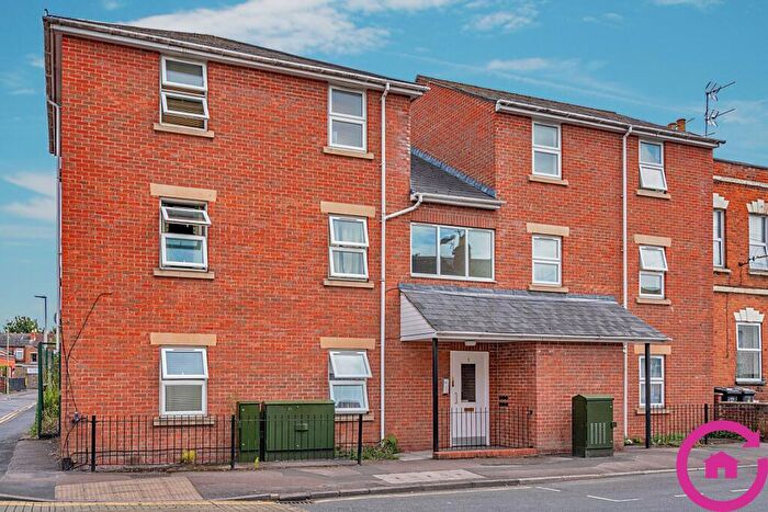 Studio To Rent In High Street, High Street, GL1