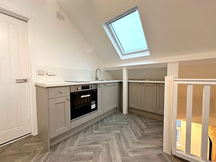 1 Bedroom Flat To Rent In Ashton Street, Trowbridge, BA14