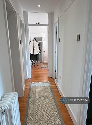 2 Bedroom Flat To Rent In Belmont Grove, London, SE13