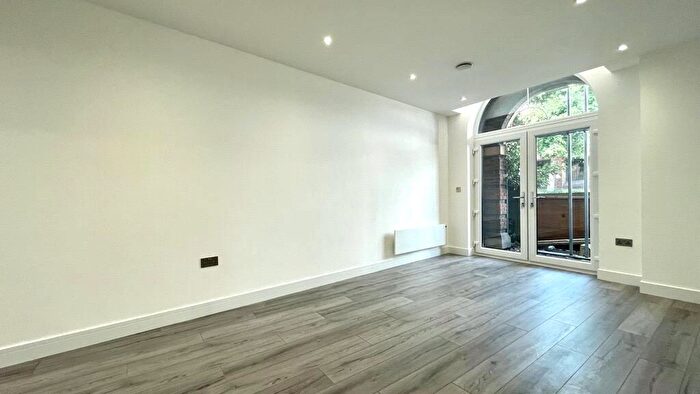 1 Bedroom Apartment To Rent In Wesley Gate, Queens Road, Reading, Berkshire, RG1