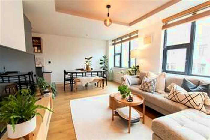 2 Bedroom Flat To Rent In The Metropolitan, Sandbanks Road BH15