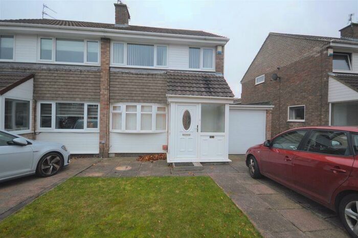 3 Bedroom Semi-Detached House To Rent In Burnside, Ashington, NE63