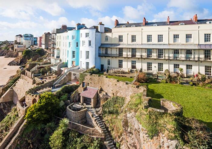 7 Bedroom Town House For Sale In Lexden Terrace, St. Julian Street, Tenby, SA70