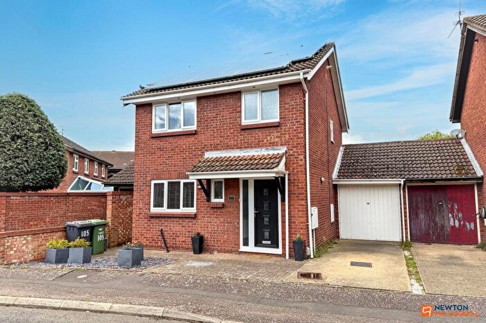 3 Bedroom Detached House For Sale In Uplands, Peterborough, PE4