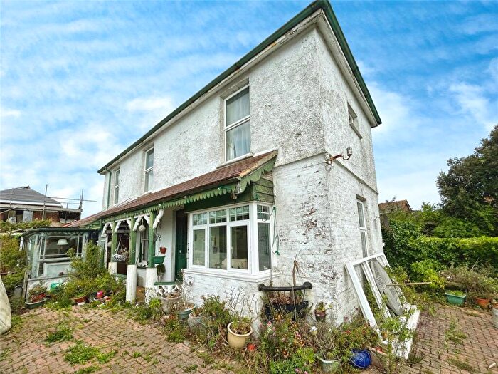 3 Bedroom Detached House For Sale In Newport Road, Ventnor, Isle Of Wight, PO38