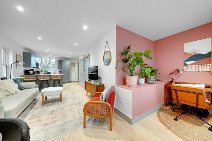 1 Bedroom Flat For Sale In West Hill, London, SW18