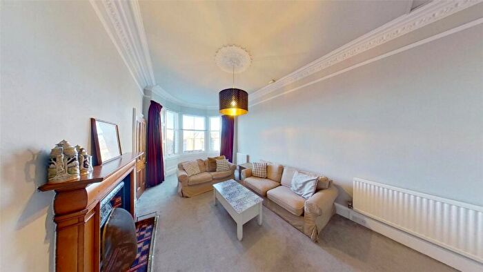 1 Bedroom Flat To Rent In Comiston Terrace, Edinburgh, EH10