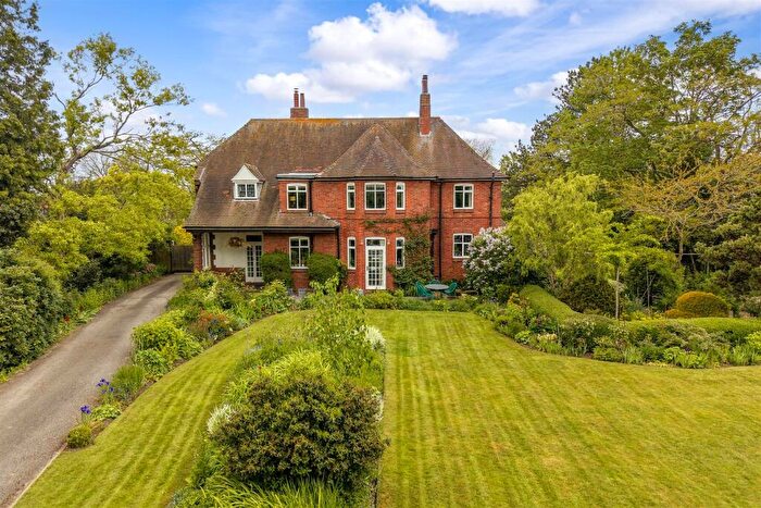 5 Bedroom Detached House For Sale In Louth Road, Wragby, Market Rasen, LN8