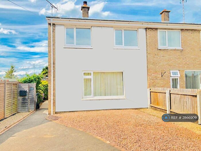 3 Bedroom Semi Detached House To Rent In High Road, Wisbech St. Mary, Wisbech, PE13