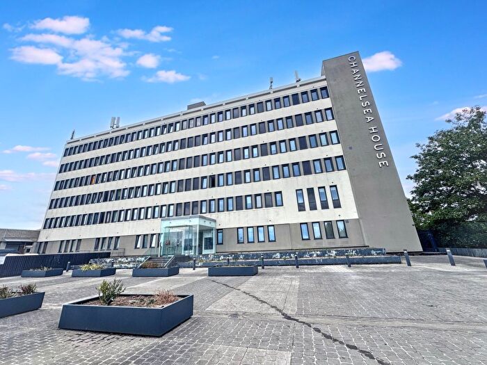 1 Bedroom Flat To Rent In Channelsea House, Stratford, E15