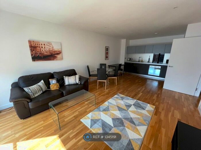 1 Bedroom Flat To Rent In Piccadilly Place, Manchester, M1