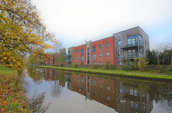 2 Bedroom Apartment To Rent In Hartley Court, Stoke-On-Trent, ST4