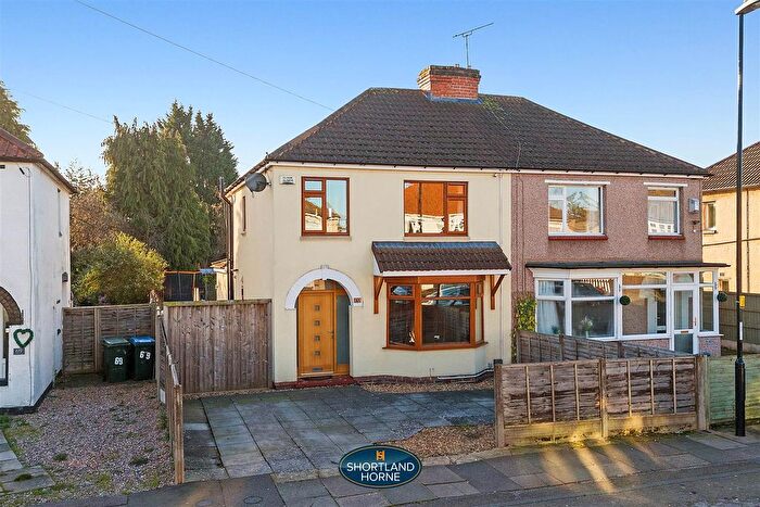 3 Bedroom Semi Detached House For Sale In Elm Tree Avenue, Tile Hill, Coventry, CV4