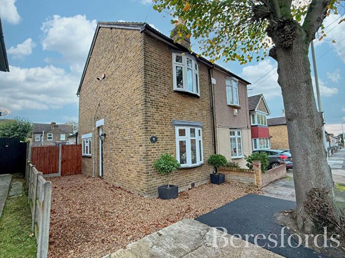2 Bedroom Semi Detached House For Sale In Claremont Road, Hornchurch, RM11