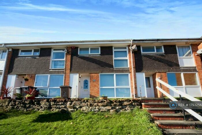 3 Bedroom Terraced House To Rent In Buchanan Drive, Luton, LU2