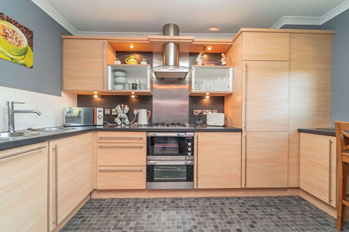 2 Bedroom Flat For Sale In Eagles View, Livingston, EH54