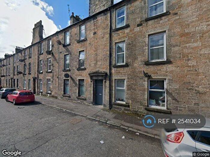 2 Bedroom Flat To Rent In Bruce Street, Stirling, FK8